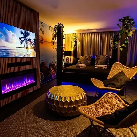 Love hôtel Prive Sauna Luxx *